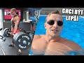 BĚHÁM, PLAVU, DŘU VE FITKU A JSEM ZNIČENÝ | Vlog dieta #2