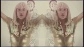 Voyage amoureux Music Video