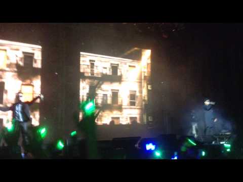 20131221 LEESSANG Showcase in HK - Modesty is Difficult & Turned off the TV