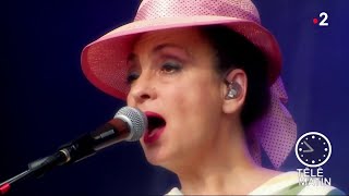 Scènes - Catherine Ringer, sénior… elle adore!