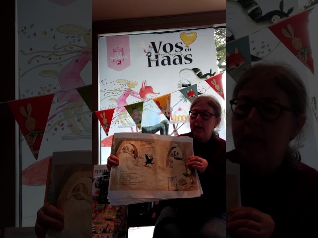 Vídeo relacionado con Het grote voorleesboek (Vos en Haas)