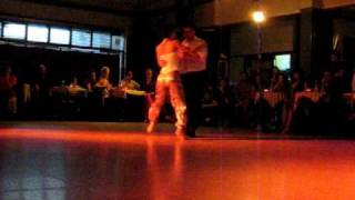 Marcelo Gutierrez y Johana Cessiecq 2 Tango @ villa Malcom 2010