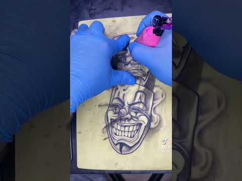Tattooing on practice skin!