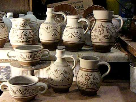 JUGS - slipping, trimming, decorating (463 #slovenianpottery )