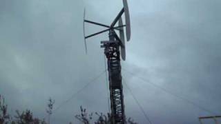 preview picture of video 'Vertical Windturbine max.Power 4,2 Kwe/h with 11,3 m/s(40,7 km/h)'