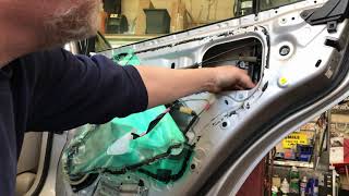 2008 Lexus ES350 Rear Door Latch Replacement