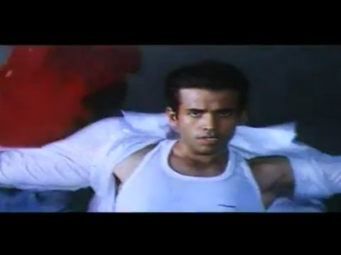 Pyaar Re - Mujhe Kuch Kehna Hai - Tushar & Kareena Kapoor - Full Song - HQ