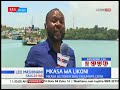 Mpiga mbizi wa sweden asema itamchukua masaa mawili kupata miili pamoja na gari lililozama baharini Mpiga mbizi wa sweden asema itamchukua masaa mawili kupata miili pamoja na gari lililozama baharini
