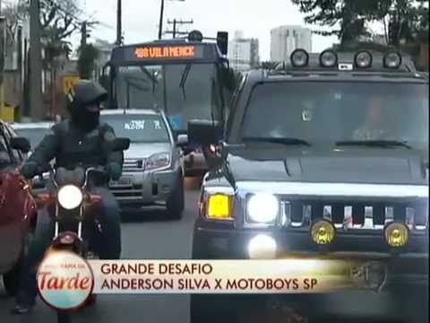 Anderson Silva encara desafio e enfrenta motoboys nas ruas de São Paulo HD 3D