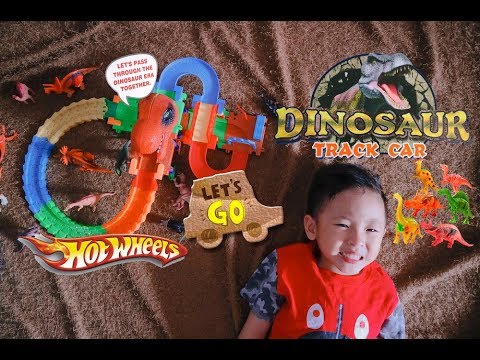 PLAY TIME | PLAYING DINOSAUR TRACK CAR WITH HOTWHEELS AND DINOSAURS FIGURE | Bermain Dinosaurus Video