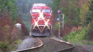 preview picture of video 'Northern Ontario Train'