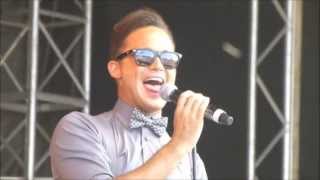 Gareth Gates - Anyone Of Us (Stupid Mistake) (Live)