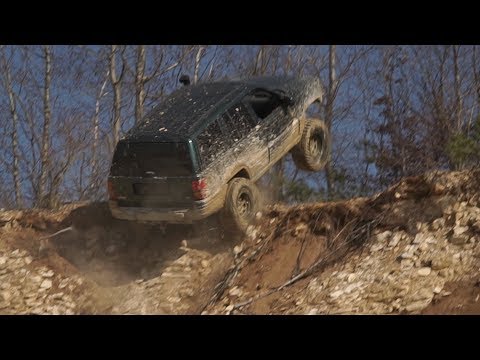 4X4 Offroad Challenge Jeep Grand Cherokee ZJ vs. Jeep Wrangler JKU