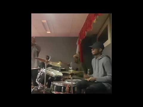 Thierry Cap’s - Répétition du groupe Famille Royale (Gratitude)