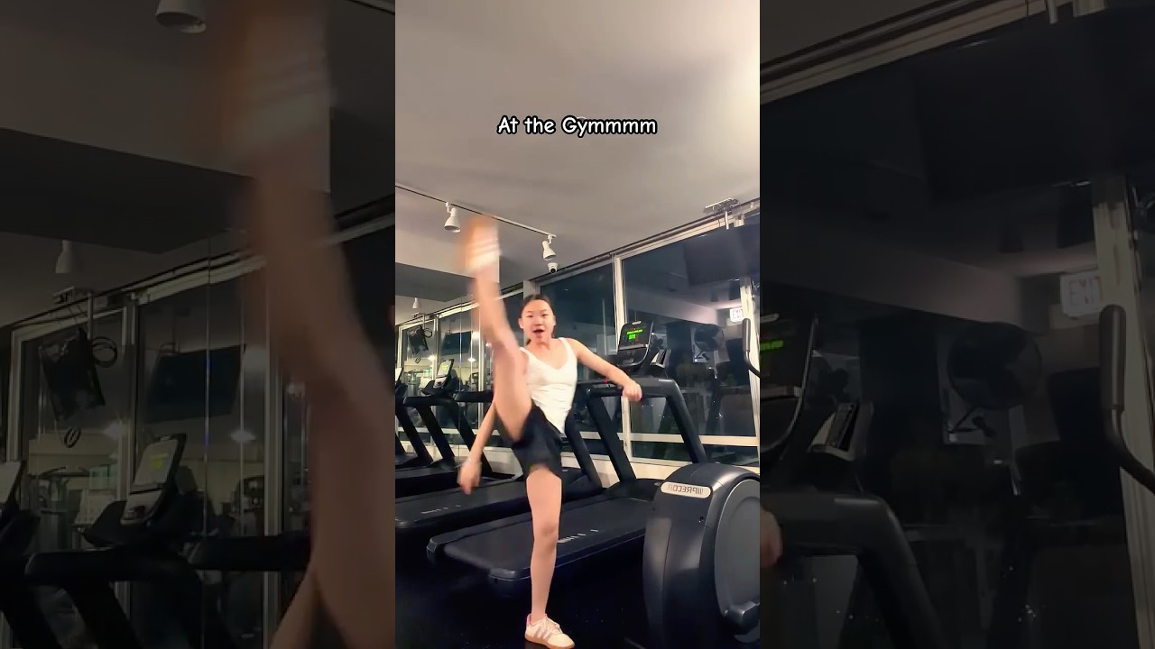 Double Dutch Bus!✨🚌🪩🥳#shorts #doubledutchbus  #dance #trending #dancetrend