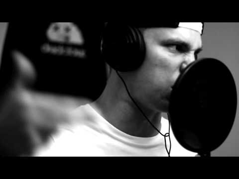 deadcloud: s dot samuel - 2 hands 3 shanks (Freestyle)