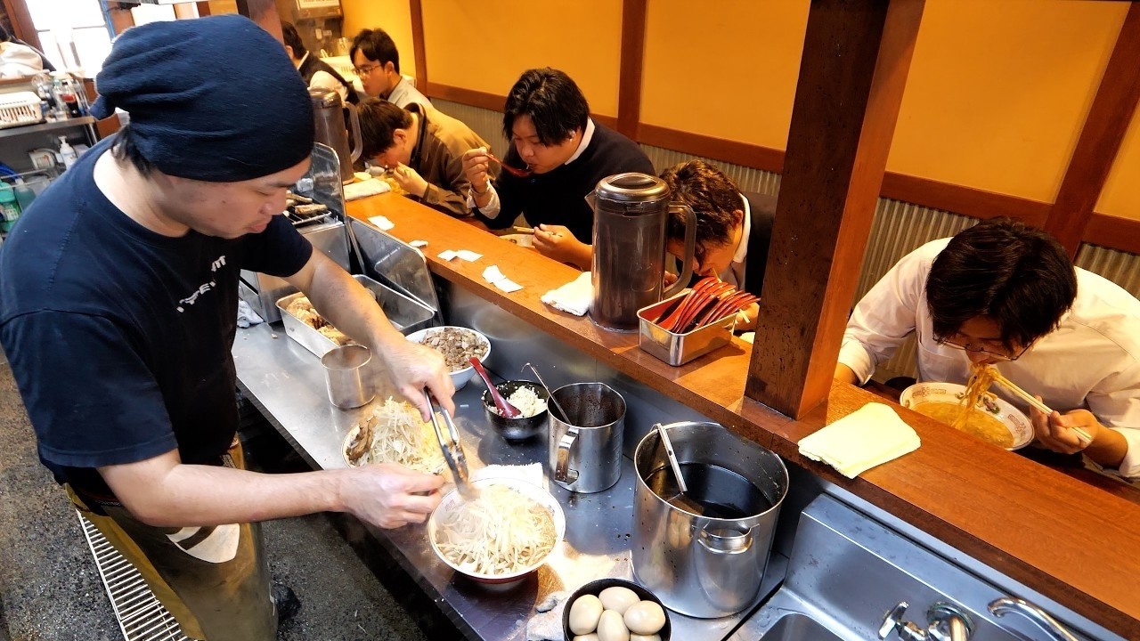 【総重量１.５kg】背徳の二郎系ラーメン！特大注文で替え玉無限がヤバすぎた。。