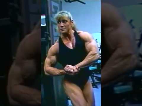 JACKED Beauty Shocks Gym - Laura Binetti