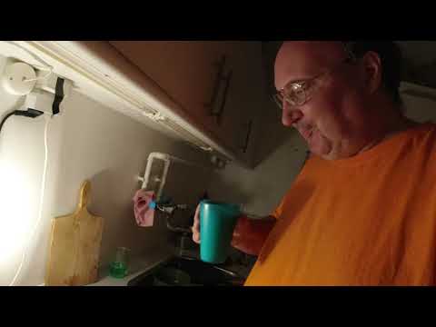 MongoTV_3660 - Min Natmad - Del 2 - Stegte PØLSER Med KARTOFFELMOS Med Ketchup og Ristet LØG