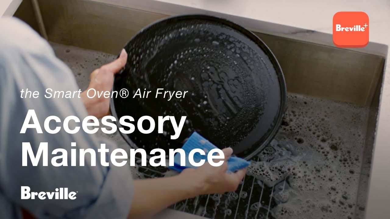 Cleaning the oven accessories