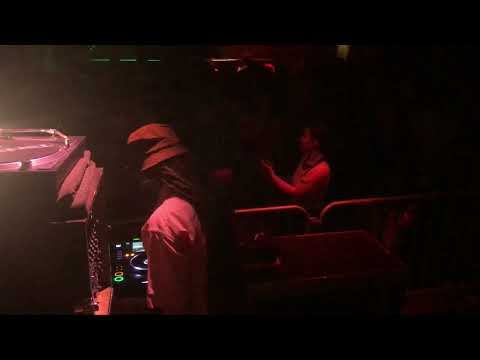 Toroki ft prof Huss (d) - Real Lioness Remix & Roaring Dubwise (queen omega) @ worm (r-dam) 090422