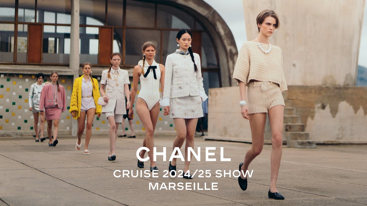 CHANEL Cruise 2024/25 Show — CHANEL Shows thumnail
