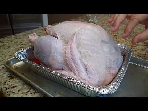 Store Bought Turkey Giblets Innards Guts Offal Removal - Basic Culinary Techniques - Holiday Cooking