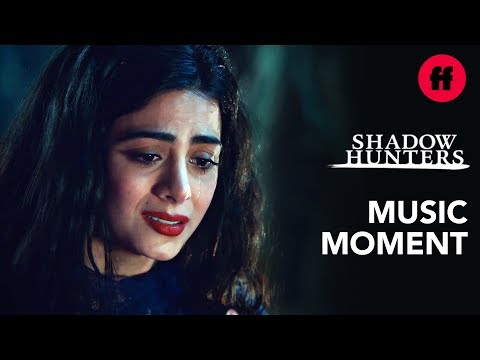 Shadowhunters | Season 3, Episode 12 Music Moment: Ruelle ft. Fleurie - "Carry You" | Freeform