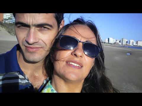 Thumbnail of the video: CORTO URUGUAYO DOS PALABRAS EN LA ARENA - LAVAGNA FILMS PRODUCTORA