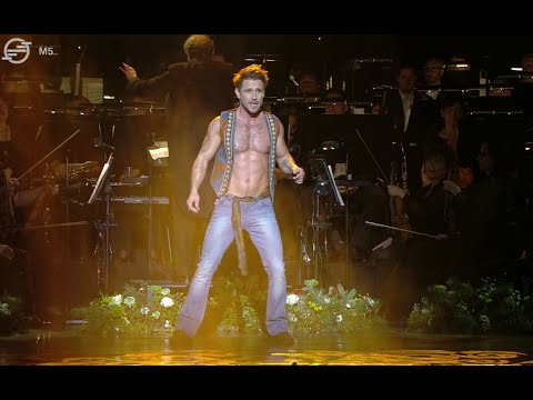 Sándor Péter: Hair - I got life /Nevem Berger/ - Budapesti Operettszínház