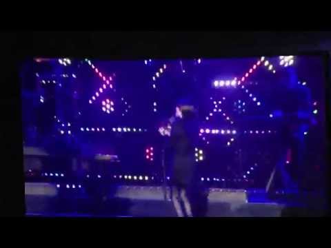 Tegan And Sara - Everything Is Awesome LIVE