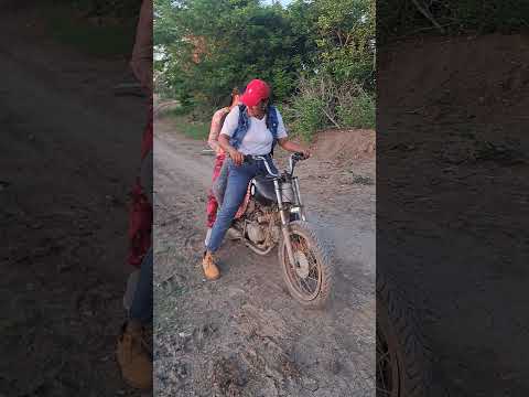 En la vereda Guasimal - Zambrano Bolivar.