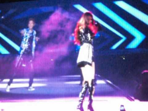 [Fancam] SNSD TaeTiSeo ft. EXO - DJ Got Us Falling In Love Again SMTown Jakarta 120922