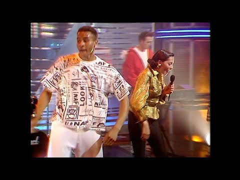 The Beatmasters ft Betty Boo  - Hey DJ (I Can 't Dance) - TOTP -1989 [Remastered]