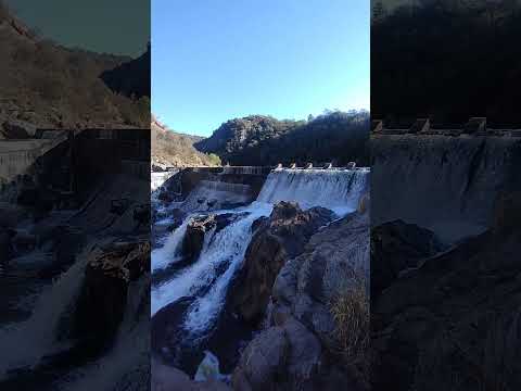 Entre cerros y río 🌊 | El diquecito de Cuesta Blanca, #cordoba