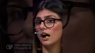 Download lagu Actress pressured into sexual scene wearing hijab.😳 mp3