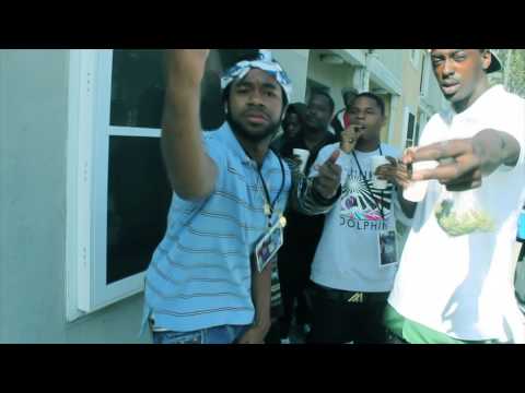 YN - COMPUTERS FREESTYLE [OFFICIAL VIDEO] (Shot by: @Rubmoebetta Edit by: @Yungnique932 )