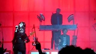 Mark Ronson and the Business Intl  - You Gave Me Nothing / Stop Me (Live)