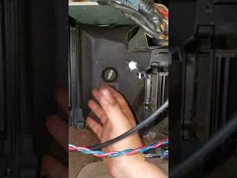 Evaporator core removal on a 98 tacoma part 1