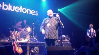 The Bluetones and Pugwash - Don't Bring Me Down Bristol O2 Academy 21.09.11
