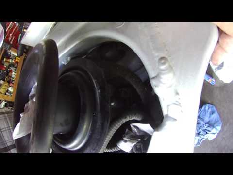 Buell XB9r Fuel Injector Fitting. Throttle body