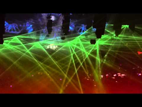 Qlimax 2013 - DJ Mad Dog ft. Art of Fighters - Badass (son HQ)
