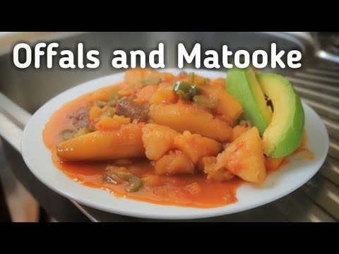 Ugandan Food : matooke with Offals