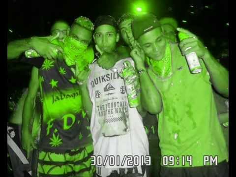 MC KINHO DA BAIXADA -VEM PRA OSTENTAÇAO 2013 -PREVIA