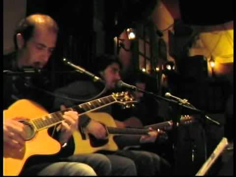 SONO QUI' PER L'AMORE - Condotto7 Unplugged Trio.avi