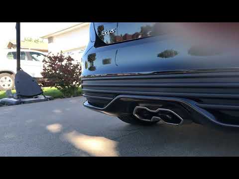2016 Ford Focus ST stock exhaust