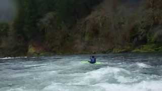 preview picture of video 'Pinball on North Umpqua - Kayak and Raft'