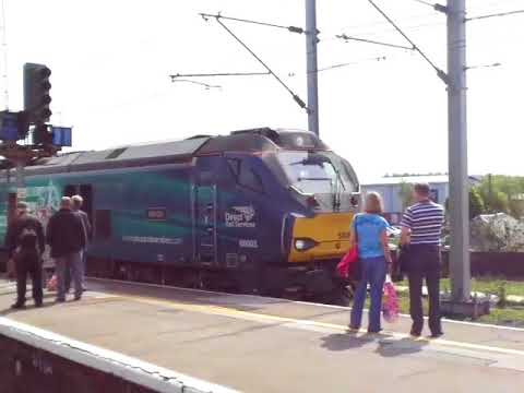 The x2 Class 68 DRS Nos.68003+68004 with ‘Northern Cumbrian Coast Train’ was arrives at Carlisle.
