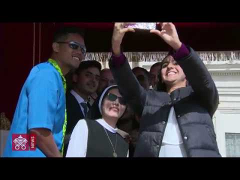 Il Papa: sulle orme di Maria verso il Sinodo e la GMG Il Papa: sulle orme di Maria verso il Sinodo e la GMG