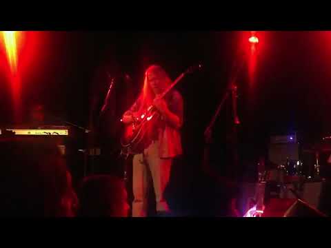 Yes Miscellany:10/20/12-Bass Player Live (ft. Squire/Davison)-I've Seen All Good People (alt. video)